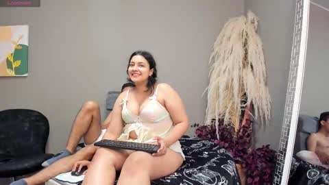 Snapshot of alexandmelyy chatting on November 2025 12:46:01 AM alexandmelyy online show from November 2025 12:46:01 AM