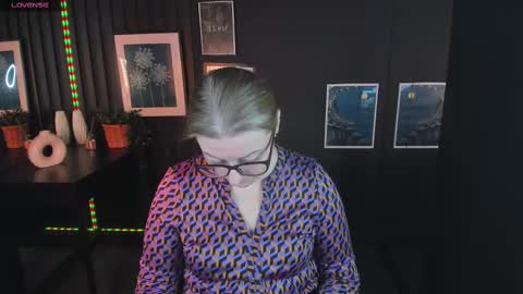 Alexandra online show from March 2025 07:38:02 AM