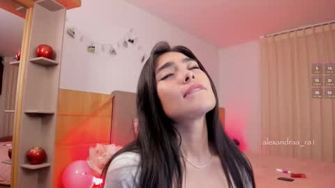 Alexandra Rodriguez online show from September 2025 11:53:01 PM