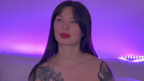 Snapshot of alexandrabloom chatting on February 2025 06:44:02 PM AlexandraBloom online show from February 2025 06:44:02 PM