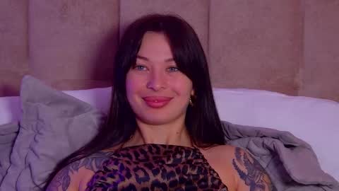 Snapshot of alexandrabloom chatting on March 2025 04:07:01 AM AlexandraBloom online show from March 2025 04:07:01 AM