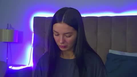 Snapshot of alexandrabloom chatting on November 2025 07:27:01 PM AlexandraBloom online show from November 2025 07:27:01 PM