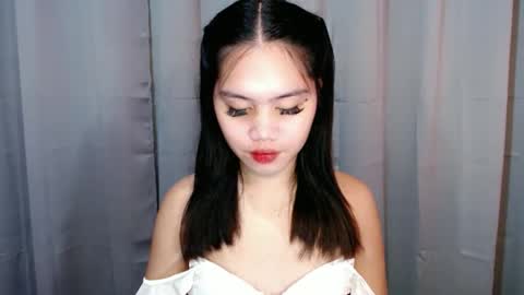 Snapshot of alexandralovely_9 chatting on June 2026 10:35:02 PM Andrea online show from June 2026 10:35:02 PM