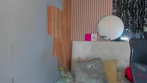 ALEXANDRA online show from November 2025 04:00:01 AM