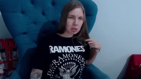 Alexandra online show from January 2025 08:46:02 PM