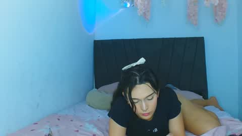 Snapshot of alexandre_chuad chatting on April 2026 05:07:02 AM Alexa online show from April 2026 05:07:02 AM