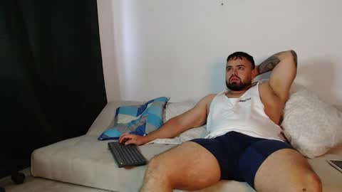 Snapshot of alexandro_king chatting on April 2026 10:51:01 PM ALEX online show from April 2026 10:51:01 PM