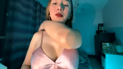 Snapshot of alexang2003 chatting on February 2026 11:53:02 AM adrianagreyson online show from February 2026 11:53:02 AM