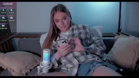 Snapshot of alexashowcum chatting on January 2025 08:39:01 PM Alexa online show from January 2025 08:39:01 PM