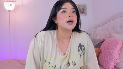 lexandra  online show from April 2026 07:09:01 AM