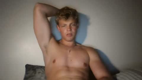alexcoxx21 online show from August 2026 06:00:01 PM