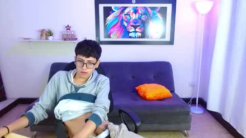 Snapshot of alexcum_18 chatting on March 2026 01:28:02 PM alex online show from March 2026 01:28:02 PM