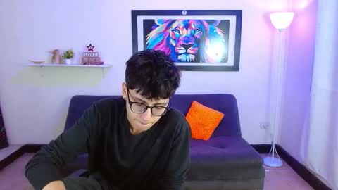 Snapshot of alexcum_18 chatting on March 2026 01:37:01 PM alex online show from March 2026 01:37:01 PM