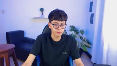 Snapshot of alexcum_18 chatting on March 2026 08:45:02 PM alex online show from March 2026 08:45:02 PM