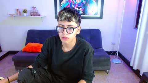 Snapshot of alexcum_18 chatting on April 2026 01:52:02 PM alex online show from April 2026 01:52:02 PM