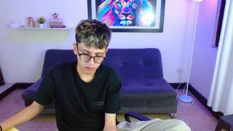 Snapshot of alexcum_18 chatting on April 2026 01:23:02 PM alex online show from April 2026 01:23:02 PM
