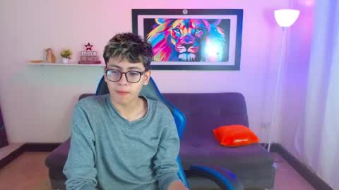 Snapshot of alexcum_18 chatting on June 2026 02:08:02 PM alex online show from June 2026 02:08:02 PM