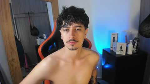 Snapshot of alexfloreszzz chatting on September 2025 12:59:02 PM alexfloreszzz online show from September 2025 12:59:02 PM