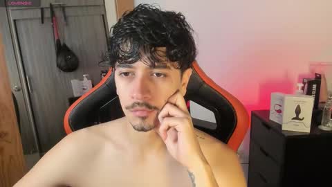 Snapshot of alexfloreszzz chatting on September 2025 01:11:01 PM alexfloreszzz online show from September 2025 01:11:01 PM