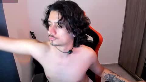 alexfloreszzz online show from May 2026 12:52:02 AM