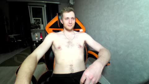 Snapshot of alexfox2018 chatting on January 2025 02:39:01 PM Alex online show from January 2025 02:39:01 PM