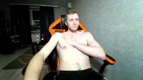 Snapshot of alexfox2018 chatting on January 2025 10:35:02 PM Alex online show from January 2025 10:35:02 PM