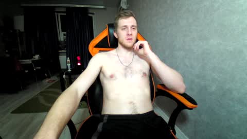 Snapshot of alexfox2018 chatting on January 2025 11:17:02 PM Alex online show from January 2025 11:17:02 PM