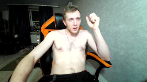 Snapshot of alexfox2018 chatting on January 2025 12:18:01 AM Alex online show from January 2025 12:18:01 AM