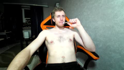 Snapshot of alexfox2018 chatting on February 2025 11:15:02 PM Alex online show from February 2025 11:15:02 PM