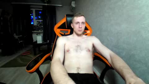 Snapshot of alexfox2018 chatting on February 2025 10:42:01 PM Alex online show from February 2025 10:42:01 PM