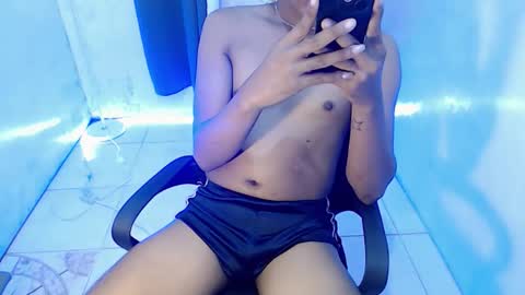 Snapshot of alexgrayanx chatting on September 2025 07:03:01 PM alexgrayanx online show from September 2025 07:03:01 PM