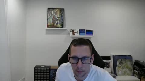 Snapshot of alexhunter4u chatting on January 2025 10:56:02 PM alexhunter4u online show from January 2025 10:56:02 PM