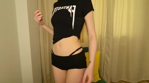 Alexia online show from April 2026 10:10:01 AM