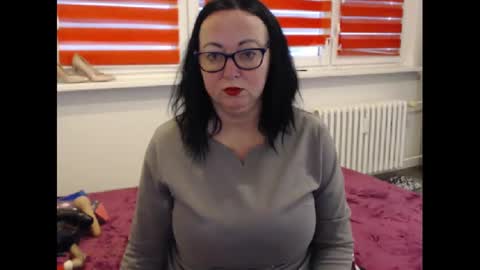 Snapshot of alexie33 chatting on February 2025 12:06:02 PM alexie33 online show from February 2025 12:06:02 PM