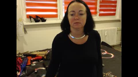 Snapshot of alexie33 chatting on November 2025 08:28:02 AM alexie33 online show from November 2025 08:28:02 AM