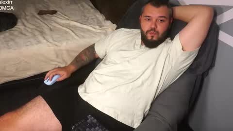 Alex online show from November 2025 10:10:02 PM