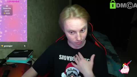 Snapshot of alexis_gordon chatting on September 2025 10:44:01 PM Alexis online show from September 2025 10:44:01 PM