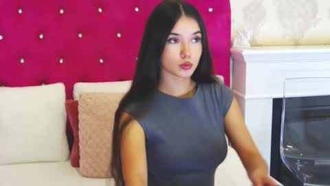 alexisdevine online show from September 2025 04:25:02 AM