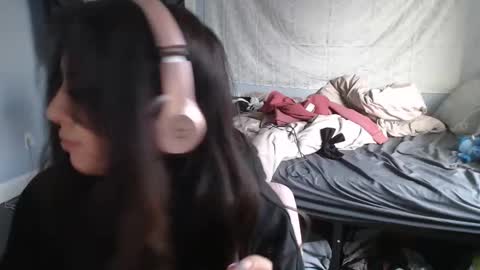 alexislove8 online show from October 2025 07:27:02 PM