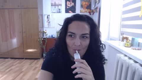 AlexisMillers online show from October 2025 10:27:01 AM