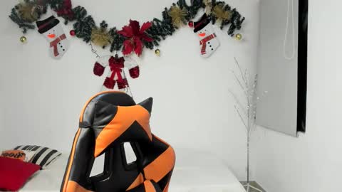 Snapshot of alexj_black chatting on February 2026 11:04:02 AM ALEXJ BLACK online show from February 2026 11:04:02 AM