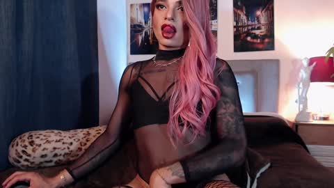 Alexjhonsson online show from December 2024 03:10:01 PM