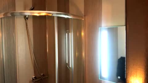 Snapshot of alexlive1 chatting on October 2025 08:53:02 PM alexlive1 online show from October 2025 08:53:02 PM