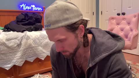 Snapshot of alexmanndickerson chatting on December 2024 02:42:01 AM Alex Mann online show from December 2024 02:42:01 AM