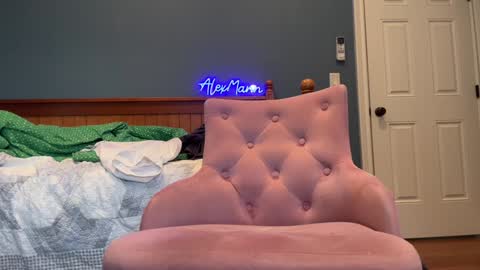 Snapshot of alexmanndickerson chatting on December 2024 05:53:02 PM Alex Mann online show from December 2024 05:53:02 PM