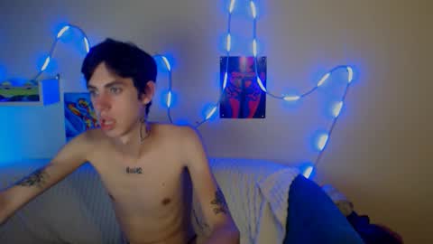 alexnaughty14 online show from October 2025 03:42:01 PM