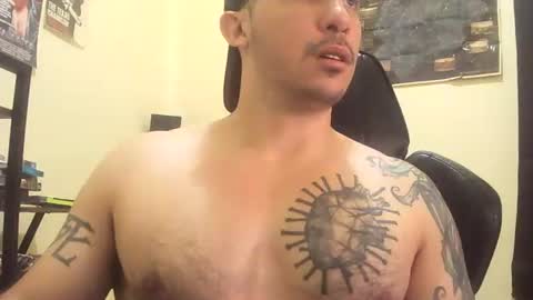 Alexxx online show from December 2025 05:19:02 PM