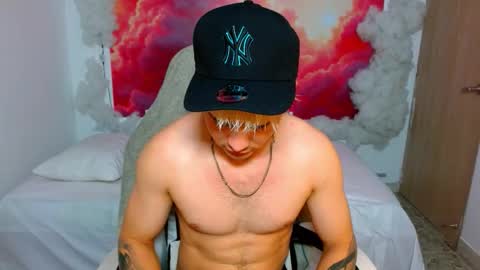 Snapshot of alexpierss chatting on November 2025 07:05:02 PM Alex online show from November 2025 07:05:02 PM