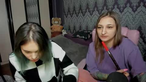 Snapshot of alexracc00n chatting on January 2025 04:52:02 PM Alex online show from January 2025 04:52:02 PM