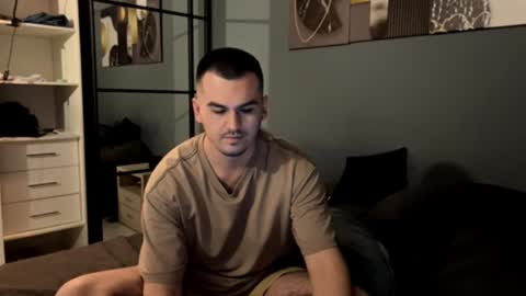 Snapshot of alexray20 chatting on March 2026 08:37:01 PM Alex online show from March 2026 08:37:01 PM